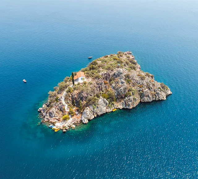 Μικρό Νησάκι στο Τολό, Κορωνήσι