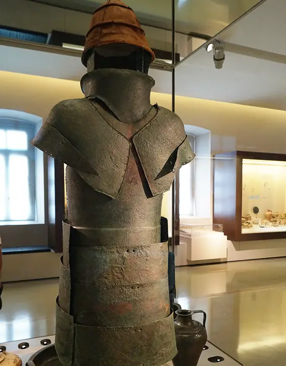Πανοπλία Δενδρών στο Αρχαιολογικό Μουσείο Ναυπλίου